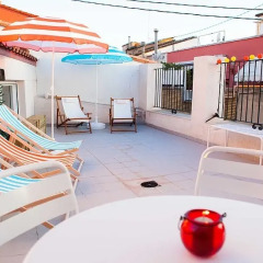 Отель Hulot B&B Valencia бассейн