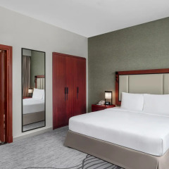 Отель Doubletree By Hilton Ras Al Khaimah комната для гостей фото 2