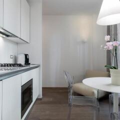 Отель Fifty Eight Suites Апартаменты Via Borgospesso 27 с различными типами кроватей фото 7