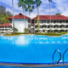 Отель Amora Beach Resort Phuket бассейн фото 2