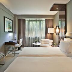 Altis Grand Hotel 5* Улучшенный номер с 2 отдельными кроватями фото 2