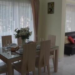 Отель 3-Bedroom Villa - Jomtien Beach в номере фото 2