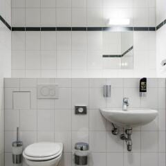 Отель a&o Copenhagen Norrebro Стандартный номер с различными типами кроватей фото 6
