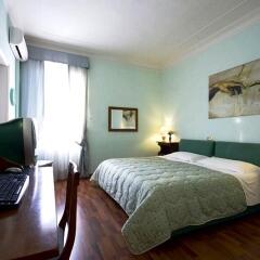 Отель All Comfort Astoria Palace комната для гостей