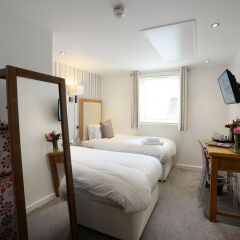 The Waterside Hotel and Galleon Leisure Club комната для гостей фото 12
