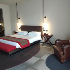 Отель IH Hotels Milano Ambasciatori 4* Люкс с различными типами кроватей
