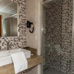 Armas Prestige 4* Номер категории Эконом с различными типами кроватей фото 4