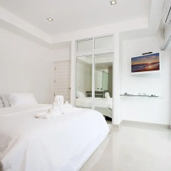 Отель Luxury 5 star beach villa 8 beds комната для гостей