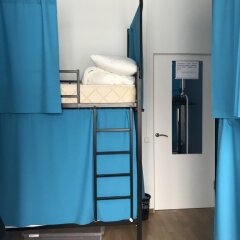 Гостиница Fortuna Inn Dobryninskaya Кровать в общем номере с двухъярусной кроватью фото 5