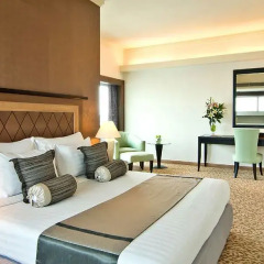 Baiyoke Sky Hotel 4* Улучшенный люкс с различными типами кроватей
