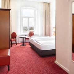 Отель Hafen Hamburg 4* Номер Sailor фото 3