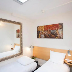 Quentin England Hotel 2* Стандартный номер с различными типами кроватей (общая ванная комната) фото 3