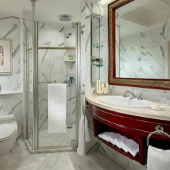 Отель Pudong Shangri-La East Shanghai 5* Номер Deluxe с различными типами кроватей фото 3