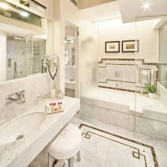 Отель Trevi Palace Luxury Inn Президентский люкс с различными типами кроватей фото 4
