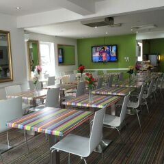 Euro Wembley - Elm Hotel гостиничный бар фото 2