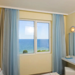 Отель Perla Beach Club комната для гостей фото 6