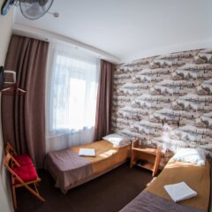 Хостел Хабаровск B&B Кровать в общем номере с двухъярусной кроватью фото 13