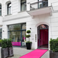 Отель Lux 11 Berlin Mitte Германия, Берлин - отзывы, цены и фото номеров - забронировать отель Lux 11 Berlin Mitte онлайн вид на фасад фото 2