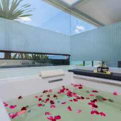 Отель The Bliss Suite Patong Люкс повышенной комфортности с различными типами кроватей фото 11