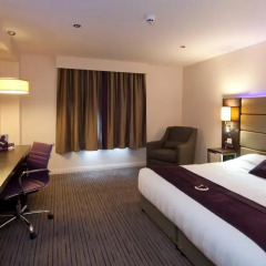 Отель Premier Inn Glasgow Braehead Великобритания, Глазго - отзывы, цены и фото номеров - забронировать отель Premier Inn Glasgow Braehead онлайн удобства в номере
