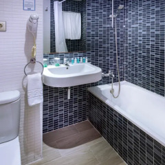 Отель 4R Salou Park Resort II Испания, Салоу - отзывы, цены и фото номеров - забронировать отель 4R Salou Park Resort II онлайн ванная фото 2
