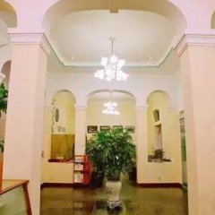 Que Huong Hotel вид на фасад фото 2