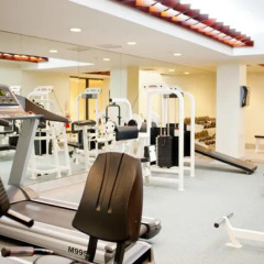 Отель Outrigger Guam Beach Resort Тамунинг фитнесс-зал