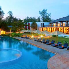 Отель Twin Lotus Resort and Spa - Adults Only Ланта бассейн фото 9