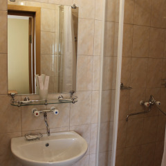 Гостиница Baikalov Ostrog Hotel на Ольхоне отзывы, цены и фото номеров - забронировать гостиницу Baikalov Ostrog Hotel онлайн Ольхон ванная фото 2