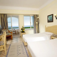 Отель Coral Beach Resort Tiran 4* Стандартный номер с 2 отдельными кроватями