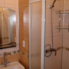 Гостиница Platinum Guest House в Анапе отзывы, цены и фото номеров - забронировать гостиницу Platinum Guest House онлайн Анапа ванная