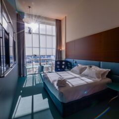 Отель DoubleTree by Hilton Turin Lingotto Италия, Турин - 1 отзыв об отеле, цены и фото номеров - забронировать отель DoubleTree by Hilton Turin Lingotto онлайн комната для гостей фото 2