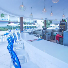 Garcia Resort & Spa – All Inclusive Турция, Олудениз - 1 отзыв об отеле, цены и фото номеров - забронировать отель Garcia Resort & Spa – All Inclusive онлайн гостиничный бар