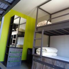 Brxxl 5 City Centre Hostel Кровать в общем номере с двухъярусной кроватью