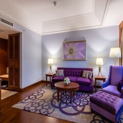 Chatrium Hotel Royal Lake Yangon 5* Люкс с различными типами кроватей