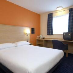 Отель Travelodge Liverpool Docks Hotel Великобритания, Ливерпуль - отзывы, цены и фото номеров - забронировать отель Travelodge Liverpool Docks Hotel онлайн комната для гостей