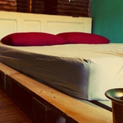 Leviathan Hostel комната для гостей