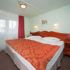 Hotel Polonia комната для гостей