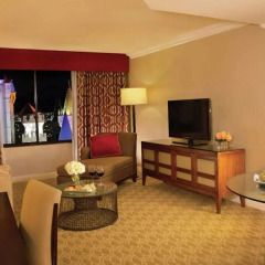 Отель Excalibur 3* Люкс повышенной комфортности с различными типами кроватей фото 5