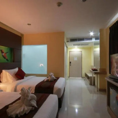 Отель Siam Golden Place Suvarnabhumi 4* Улучшенный номер с различными типами кроватей фото 5