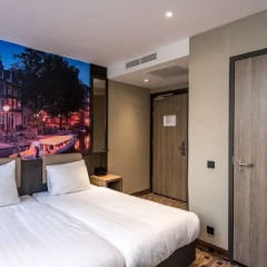 Отель Inner Amsterdam 2* Стандартный номер с различными типами кроватей фото 3