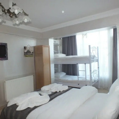 Seatanbul Guest House and Hotel Стандартный семейный номер с различными типами кроватей фото 5