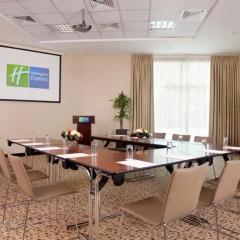 Отель Holiday Inn Express Dubai Safa Park ОАЭ, Дубай - 5 отзывов об отеле, цены и фото номеров - забронировать отель Holiday Inn Express Dubai Safa Park онлайн помещение для мероприятий фото 2