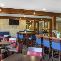 Отель Comfort Inn & Suites Durango гостиничный бар