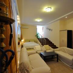 Апартаменты Apartments at Polevaya комната для гостей фото 2