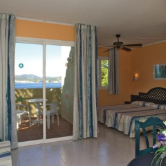 Отель Club Santa Ponsa комната для гостей фото 4
