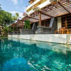 Nusa Dua Beach Hotel & Spa бассейн фото 8