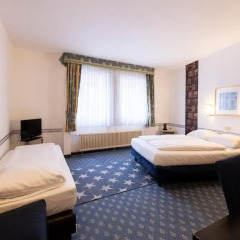 Hotel Königshof The Arthouse 3* Трёхместный номер с различными типами кроватей