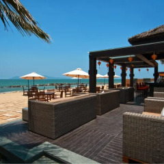 Отель Golden Sand Resort & Spa пляж