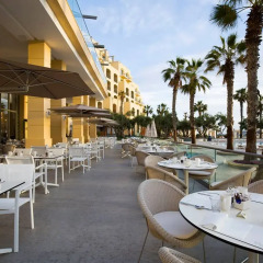 Отель Hilton Malta питание